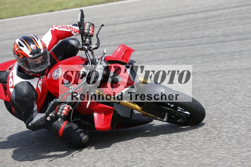 /27 12.06.2025 Ducati Schweiz Trackday Warmup  ADR/gruen-vert/ohne